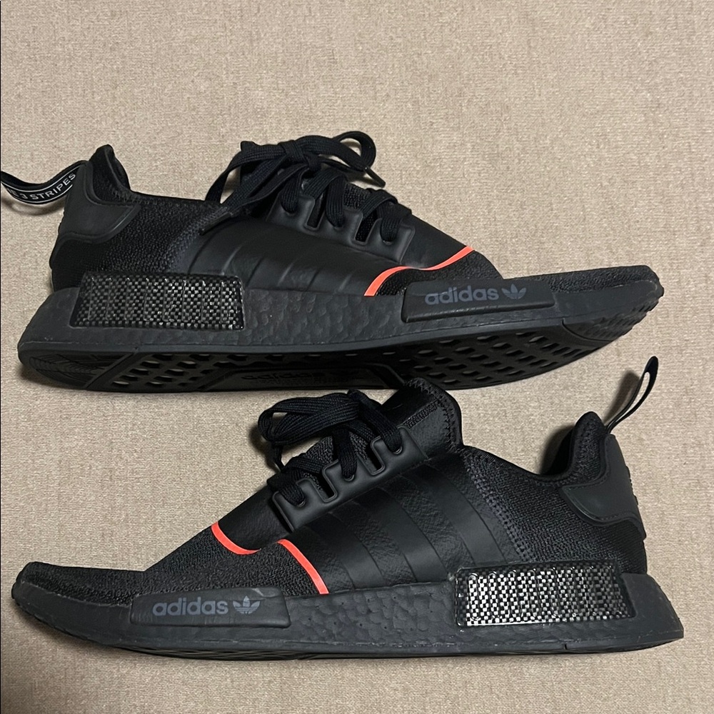 Mens Adidas NMD R1 NEW